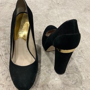 Michael Kors  (Size 7)